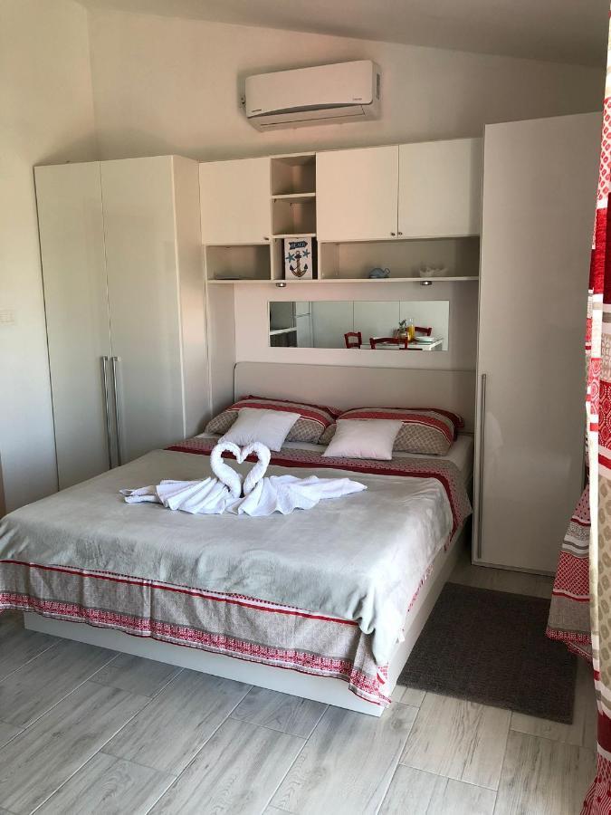 Apartmani Bolero - Obiteljski Odmor Водице Экстерьер фото